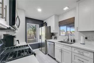 Photo #5: OC25162222 Listing 