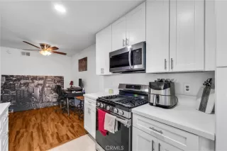 Photo #6: OC25162222 Listing 