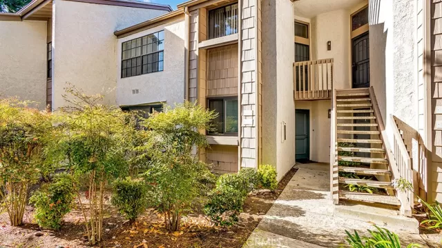 MLS: OC25162771 Condo For Sale