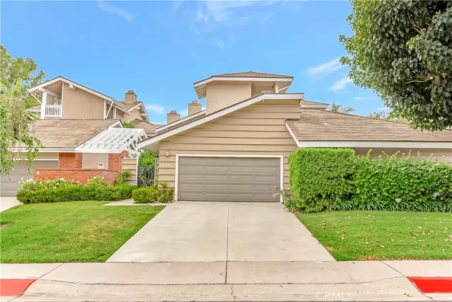 MLS: OC25163145 Condo For Sale