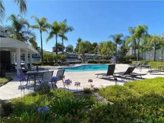 Photo #5: OC25163209 Listing