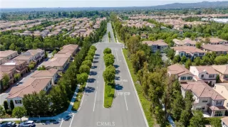 Photo #2: OC25163319 Listing 