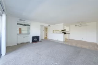 Photo #4: OC25163742 Listing 