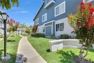 Photo #2: OC25163905 Listing 