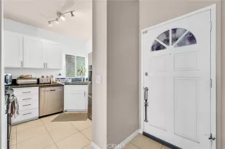 Photo #5: OC25163905 Listing 