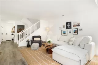 Photo #2: OC25163995 Listing 