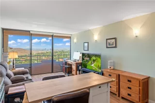 Photo #5: OC25164029 Listing