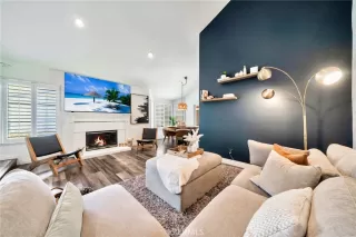 Photo #4: OC25164348 Listing 