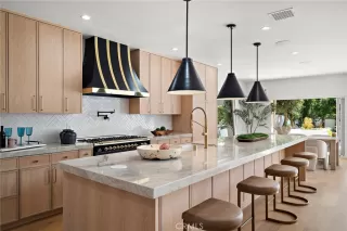 Photo #5: OC25164409 Listing 