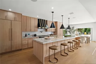 Photo #6: OC25164409 Listing 