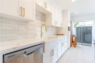 Photo #3: OC25164657 Listing 