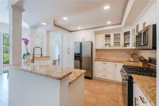 Photo #5: OC25165125 Listing 