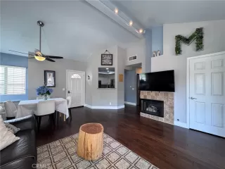 Photo #5: OC25165208 Listing