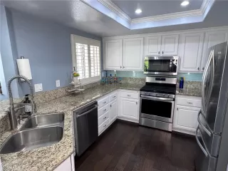 Photo #6: OC25165208 Listing