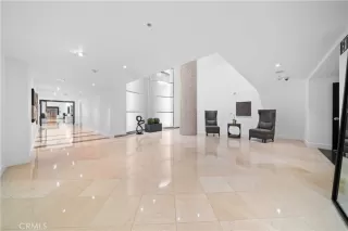 Photo #6: OC25165381 Listing