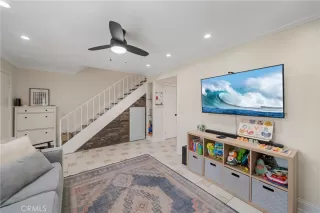 Photo #5: OC25165517 Listing