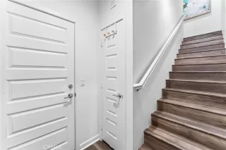 Photo #3: OC25165715 Listing