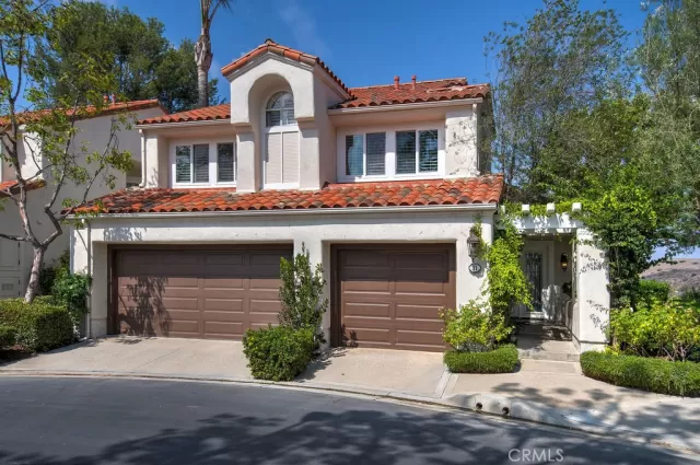 MLS: OC25166094 Condo For Sale