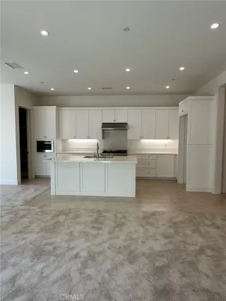 Photo #5: OC25166172 Listing 