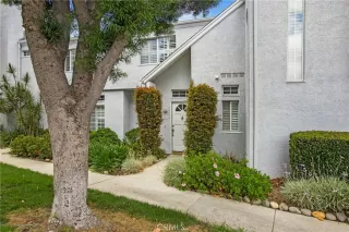 More Details about MLS # OC25166302 : 28255 PASEO EL SIENA 30