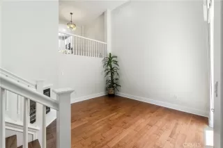 Photo #5: OC25166377 Listing 