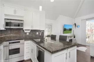 Photo #2: OC25166676 Listing 