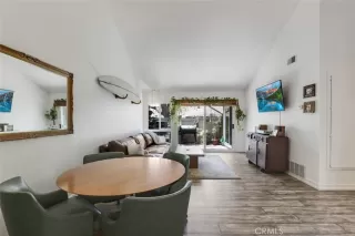 Photo #3: OC25166681 Listing 