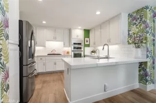 Photo #2: OC25167183 Listing 