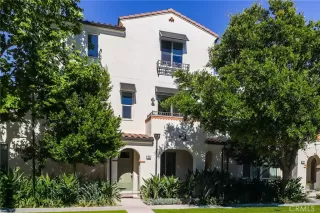 More Details about MLS # OC25167452 : 29 HOYA STREET