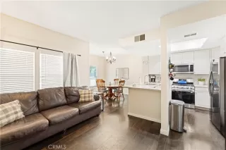 Photo #4: OC25167871 Listing 