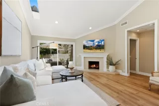 Photo #4: OC25168024 Listing