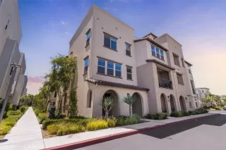 Photo #1: OC25168085 Listing 