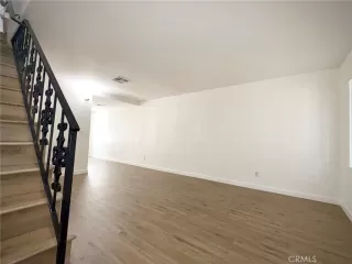 Photo #6: OC25168110 Listing 