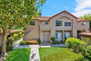 More Details about MLS # OC25168212 : 25568 AZALEA