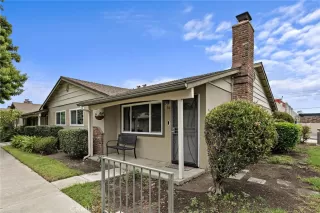 Photo #4: OC25168306 Listing 