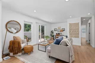 Photo #4: OC25168477 Listing