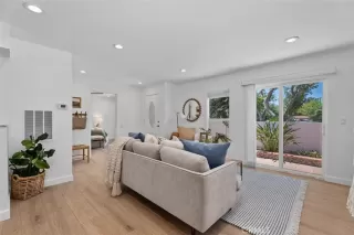 Photo #5: OC25168477 Listing