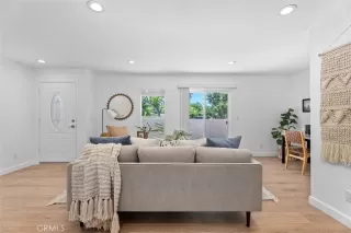 Photo #6: OC25168477 Listing