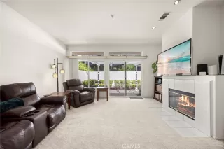 Photo #5: OC25168479 Listing 