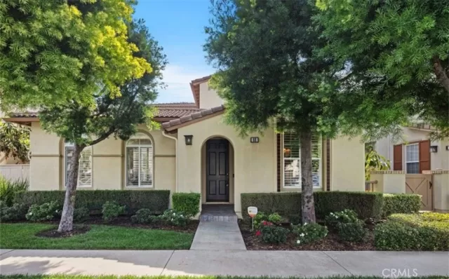 MLS: OC25168599 Condo For Sale