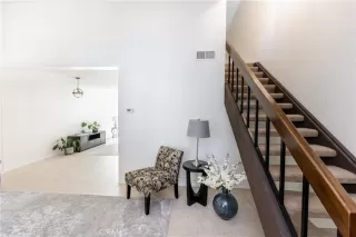 Photo #5: OC25168639 Listing 