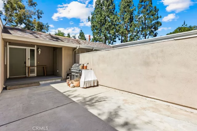 MLS: OC25168658 Condo For Sale