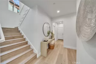 Photo #3: OC25168741 Listing 