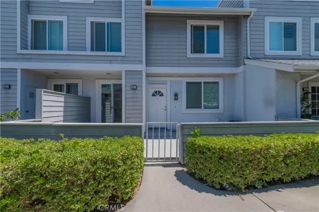 MLS: OC25168769 Condo For Sale