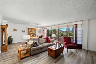 Photo #5: OC25168809 Listing 