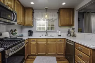 Photo #6: OC25168929 Listing 