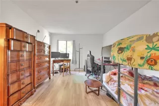 Photo #4: OC25168993 Listing 