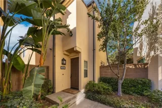 Photo #1: OC25169015 Listing