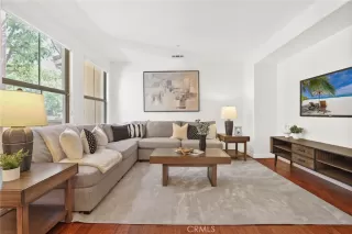 More Details about MLS # OC25169361 : 116 TOWNSEND