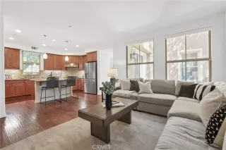 Photo #2: OC25169361 Listing 